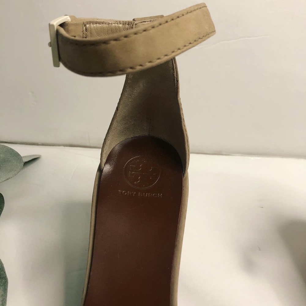 Tory Burch Suede Gabrielle block heel - Picture 5 of 8